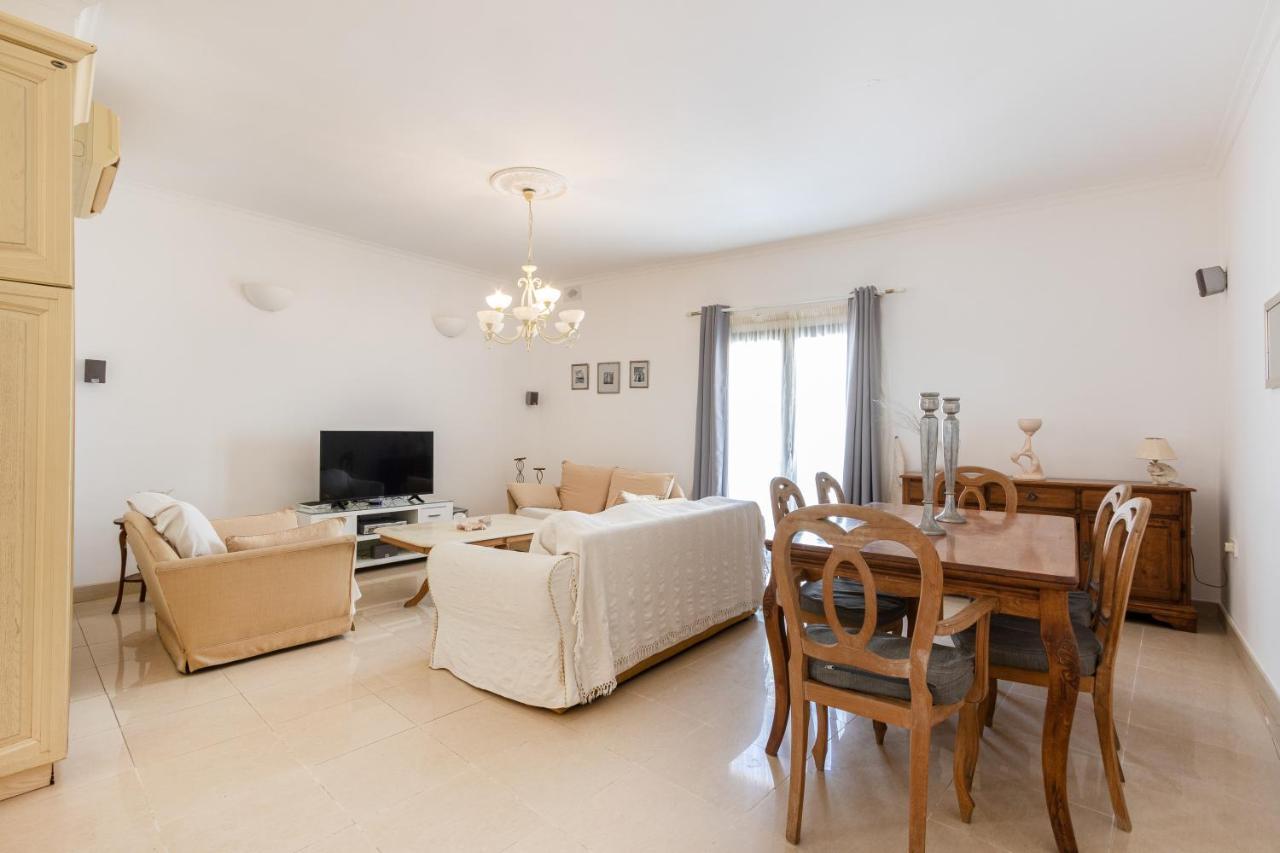 70/2- Spacious & Charming 3 Bedroom Apt In Sliema Luaran gambar