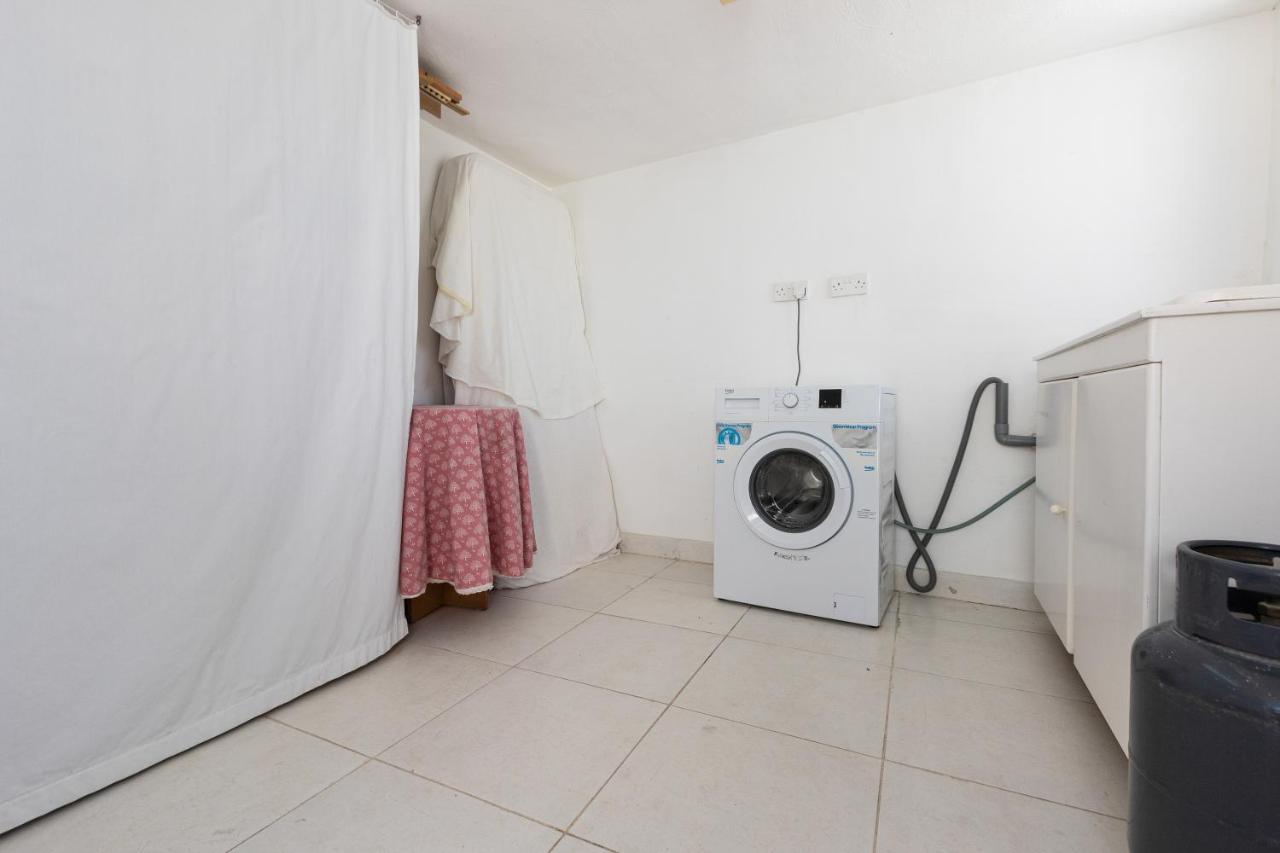 70/2- Spacious & Charming 3 Bedroom Apt In Sliema Luaran gambar