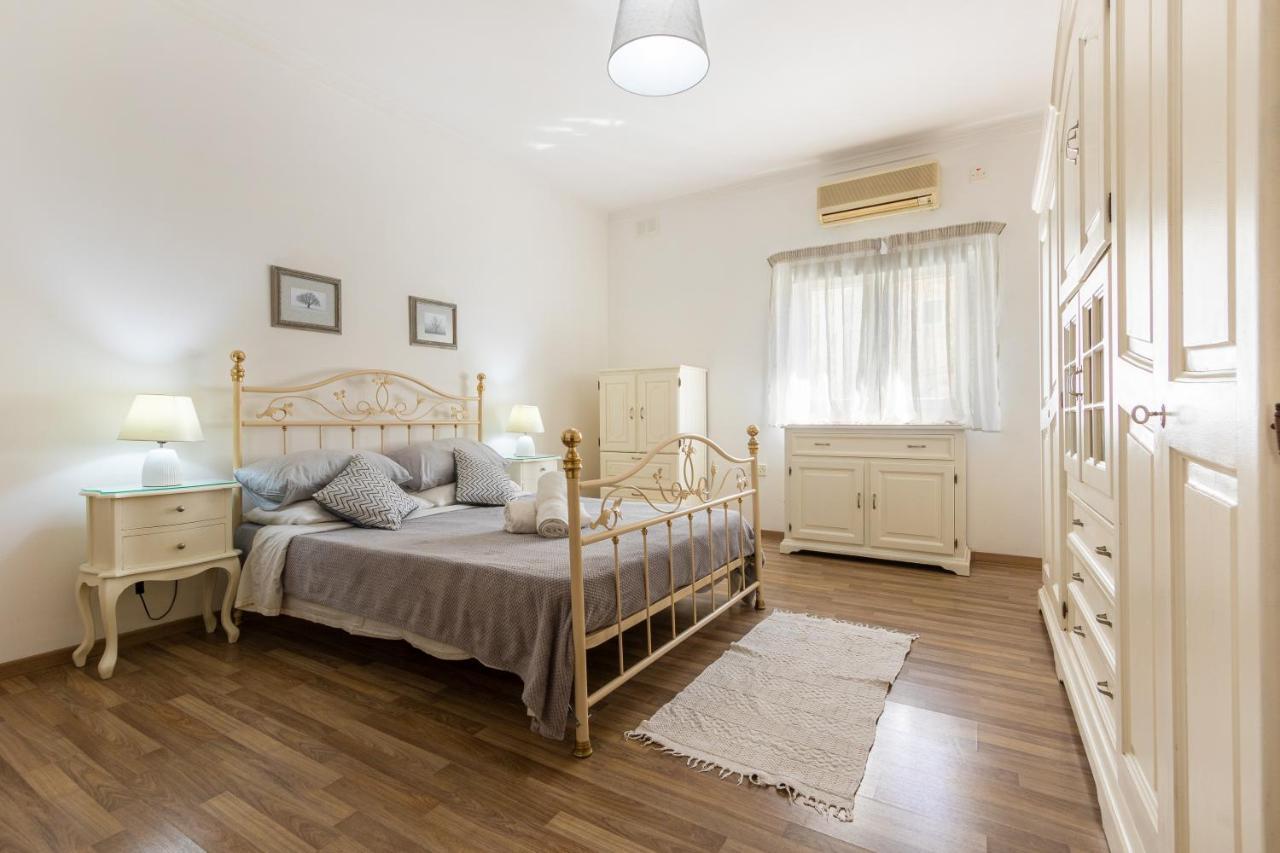 70/2- Spacious & Charming 3 Bedroom Apt In Sliema Luaran gambar