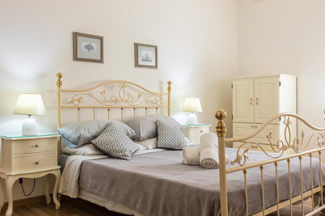 70/2- Spacious & Charming 3 Bedroom Apt In Sliema Luaran gambar